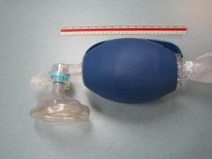 Bag valve mask